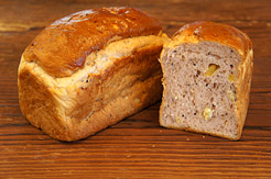 紫芋の食パン